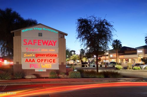 7008 11th Way, Phoenix AZ  85020-5313 exterior