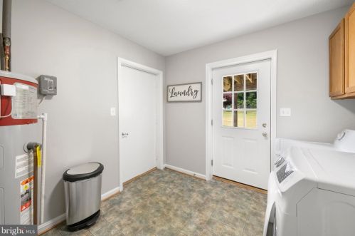 801 White Marsh Ct, Huntingtown MD 20639-2802 exterior