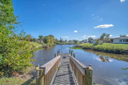 202 Bay St, Fort Pierce FL 34952-1318 exterior