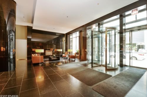 60 Monroe St, Chicago IL  60603-2758 exterior