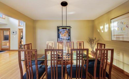 322 Kenmore Ave, Elmhurst IL 60126-3518 exterior