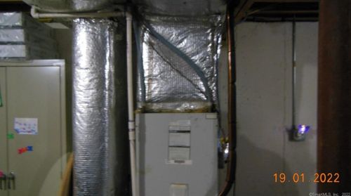 60 Cutler Rd, Killingly CT 06241-1303 exterior