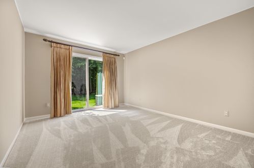 52064 Southview Rdg, Macomb Township MI 48042-1120 exterior