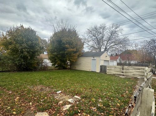 4900 26th St, Milwaukee WI  53221-2940 exterior