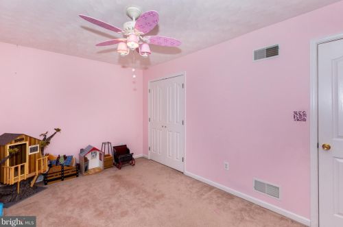 100 Columbus Ave, Littlestown PA 17340-1569 exterior