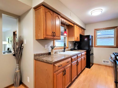 3428 80th St, Milwaukee, WI 53219-3830