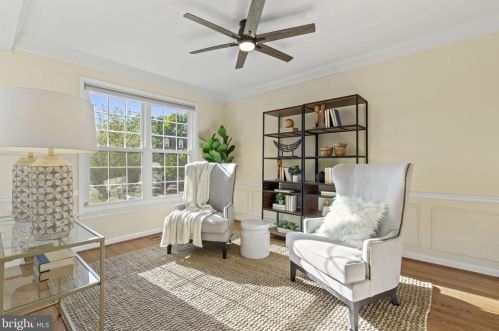 7433 Dunnington Pl, Alexandria VA  22315-5248 exterior