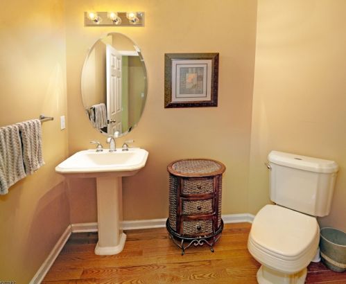 88 Henning Ter, Parsippany NJ 07834-3716 exterior