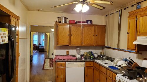 6110 Washtenaw Ave, Chicago IL 60659-2648 exterior