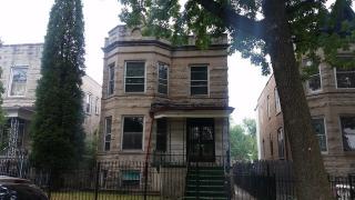 822 Drake Ave, Chicago IL  60618-1115 exterior