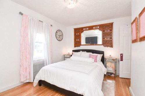 17 Waldorf St, Springfield MA 01109-1837 exterior