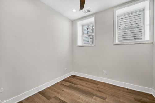 3025 Spaulding Ave, Chicago IL 60618-6808 exterior