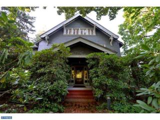 1512 Mahantongo St, Primrose, PA 17901-3310