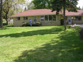 6447 Garden Dr, Mount Morris MI  48458-2326 exterior
