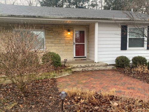 7055 Rockledge Ave, Milwaukee, WI 53209-2941