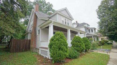 19 Greenbrier St, Springfield, MA 01108-2828
