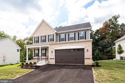 1620 Colonial Oak Ct, Huntingtown, MD 20639-9562