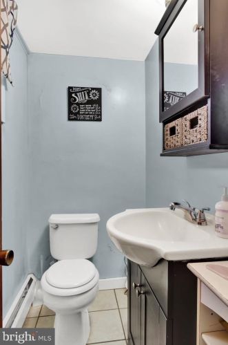 1243 Crestwood Dr, Pottstown PA 19464-2931 exterior