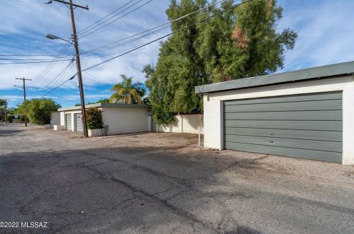 5716 Grant Rd, Tucson AZ 85712-2341 exterior