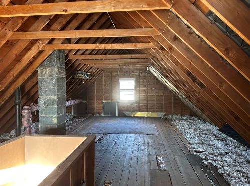 8524 Blue Mound Rd, Milwaukee WI 53213 exterior