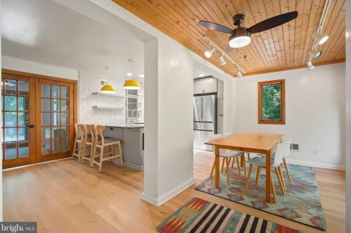 11822 Gordon Rd, Silver Spring MD  20904-2818 exterior