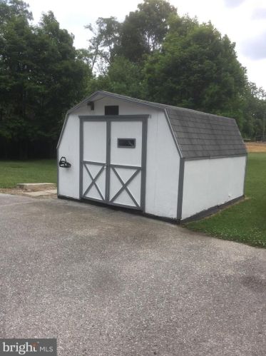 37 Blettner Ave, Hanover PA  17331-9213 exterior