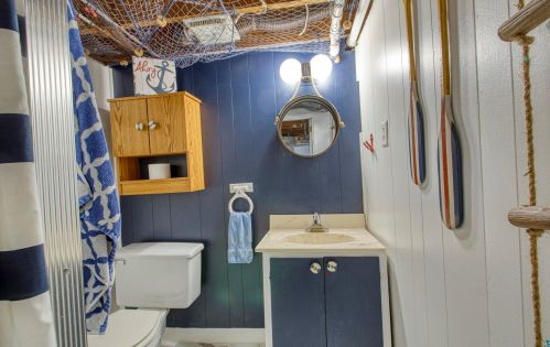 4321 Dodge St, Duluth MN 55804-1409 exterior