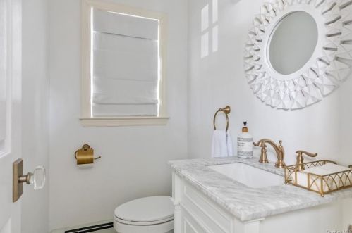 59 Arbor Ln, Huntington Station NY 11746-5129 exterior