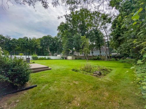 3129 Fleetwood Dr, Kalamazoo MI  49024-5606 exterior