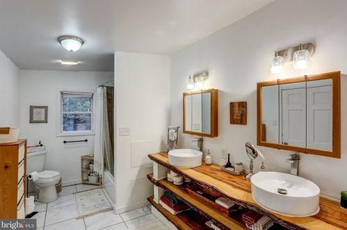 504 Poplar St, Lancaster PA  17603-5235 exterior