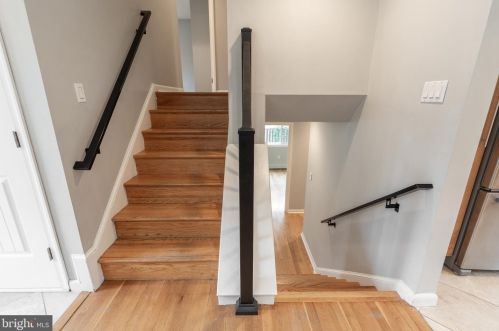 9712 Nassau Ln, Silver Spring MD  20901-2526 exterior