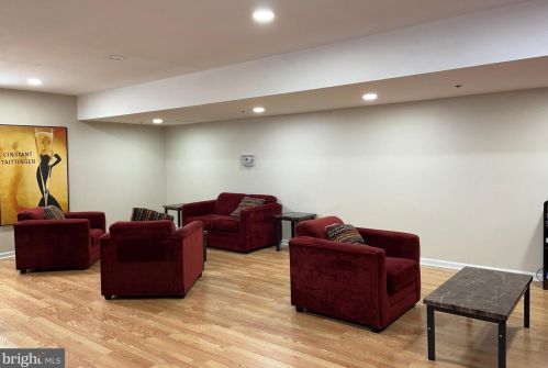 1324 Locust St, Philadelphia PA  19107-5604 exterior