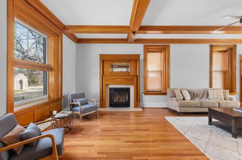 3826 Arsenal St, Saint Louis MO 63116-4803 exterior