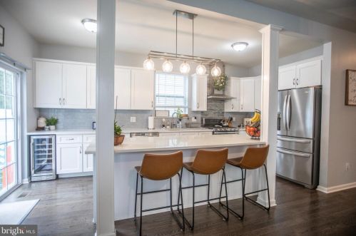 1012 Johnson St, Philadelphia PA  19138-1015 exterior