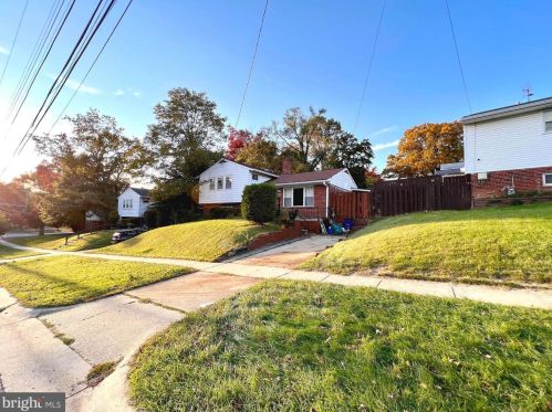 10204 Folk St, Silver Spring MD  20902-3856 exterior