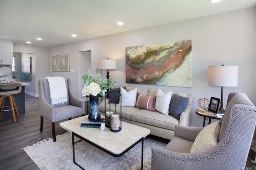 906 Jefferson Ave, Fullerton, CA 92832-2823