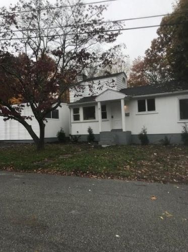 39 Marconi St, Providence RI  02909-3927 exterior