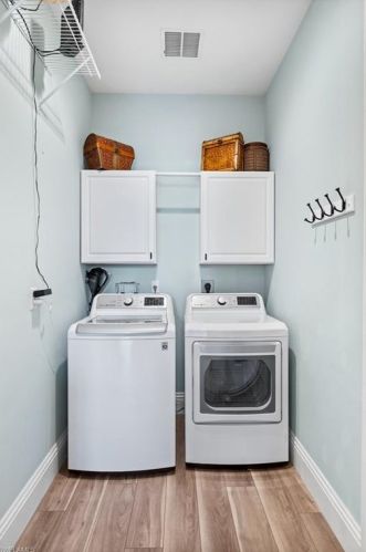 1607 Curlew Ave, Naples FL 34102-3405 exterior