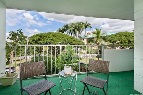 5400 Likini St, Honolulu HI  96818-1761 exterior