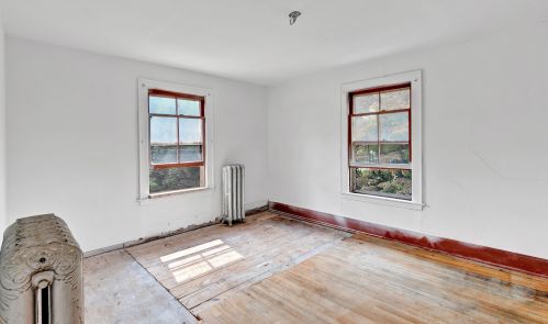 109 Hartford Ave, Hartford CT 06109-1807 exterior