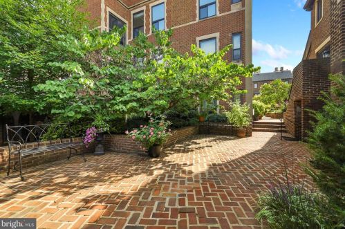 1715 15th St, Washington DC  20002-1846 exterior