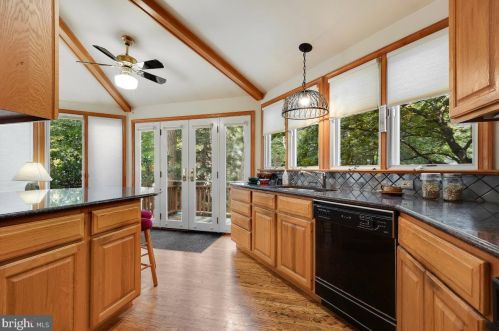 7308 Cedar Ave, Silver Spring MD 20912-4246 exterior