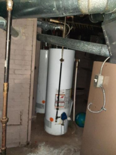 3337 6th St, Milwaukee WI 53215-5101 exterior