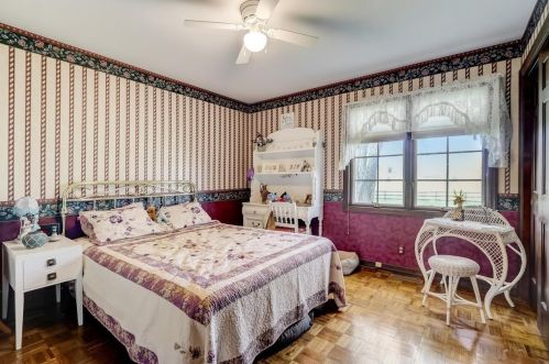 1702 Rose Farm Rd, Bull Valley IL 60098-9564 exterior