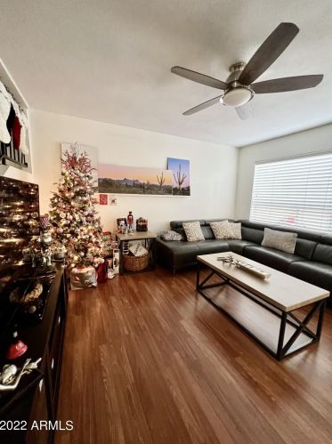 2451 Emile Zola Ave, Phoenix AZ 85032-6225 exterior