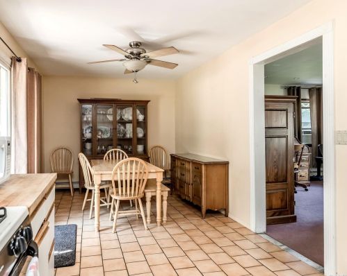 1638 Louis Kossuth Ave, Bohemia NY 11716-1514 exterior