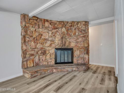 5526 Clarendon Ave, Phoenix AZ 85033-4118 exterior