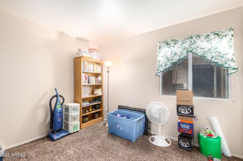 4015 Bloomfield Rd, Phoenix AZ 85029-2953 exterior