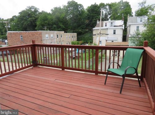 350 Krams Ave, Philadelphia PA 19128-4733 exterior