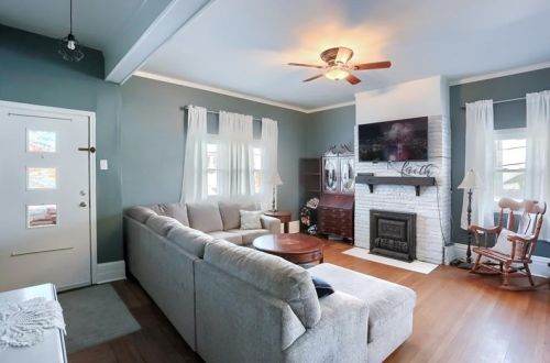 1526 State Ave, Moon Twp PA  15108-2052 exterior